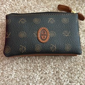Kenzia wallet/change purse